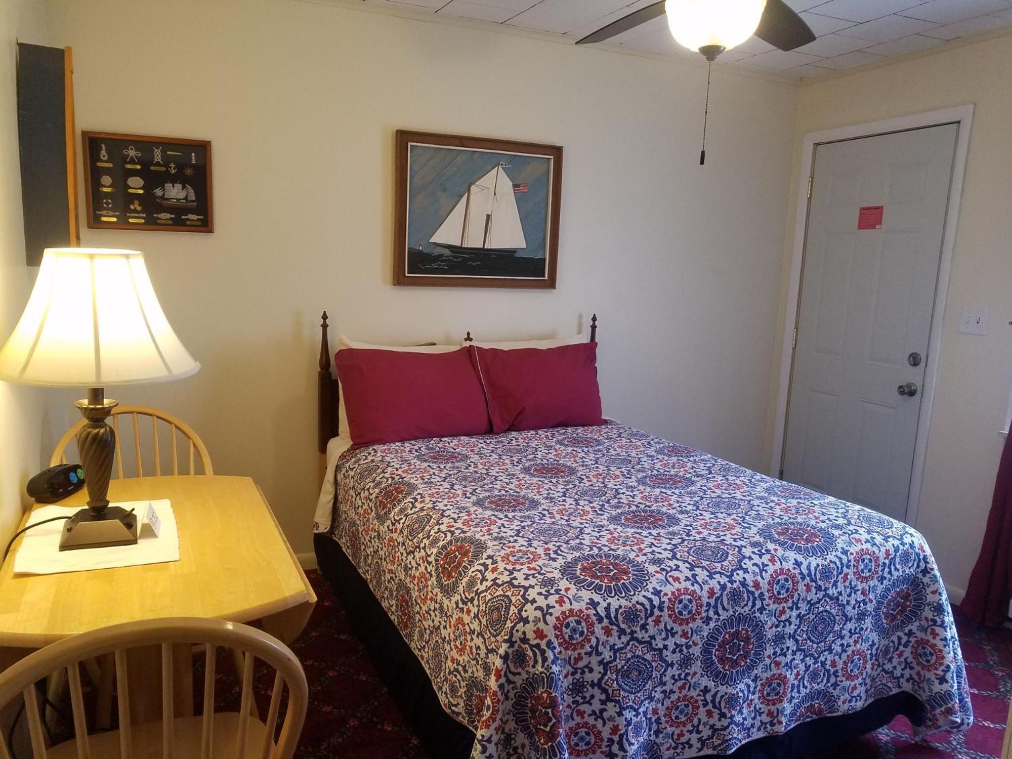 Jensen'S Rv Park And Motel South Haven Exterior photo
